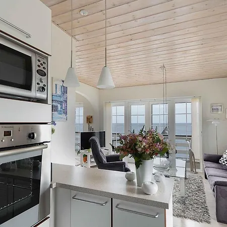 Apartment With Panoramic Views On The Rocks, Bornholm