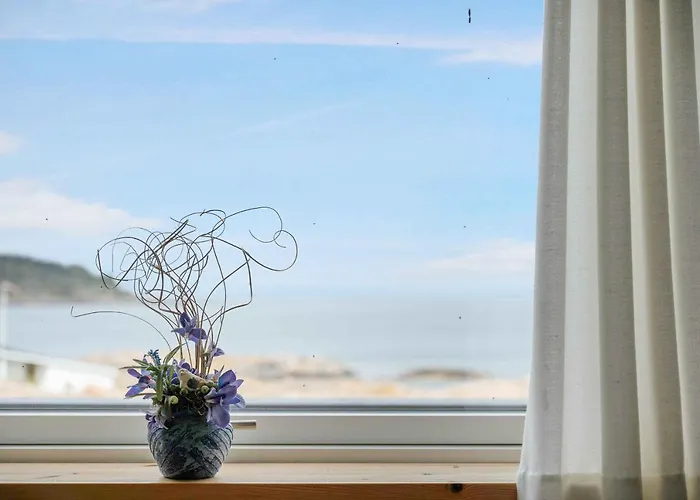 With Sea View On The Cliffs * Allinge-Sandvig